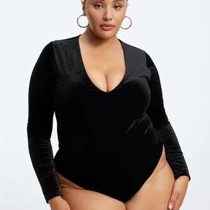 Good American Velvet V-Neck Bodysuit